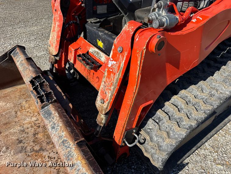 image for item EN0658 2019 Kubota SVL75-2 tracked skid steer loader