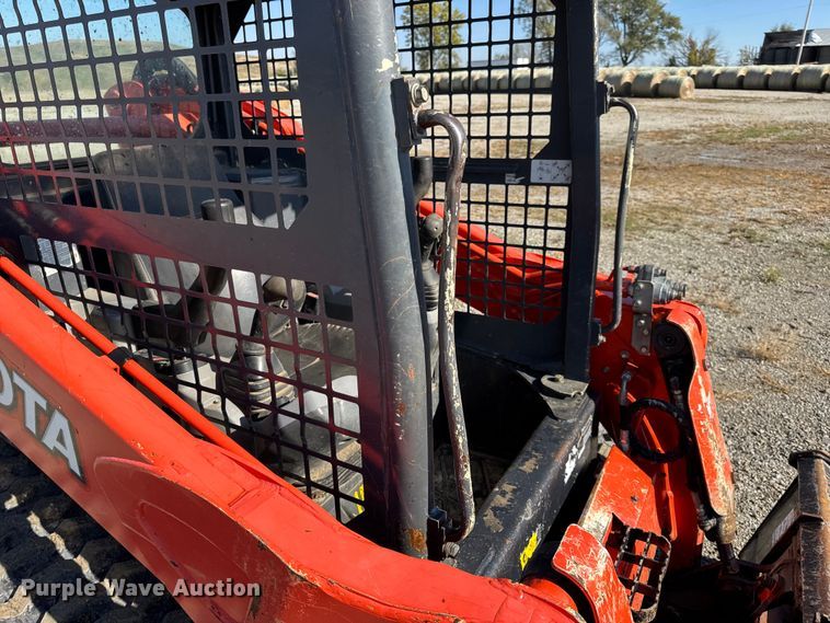 image for item EN0658 2019 Kubota SVL75-2 tracked skid steer loader
