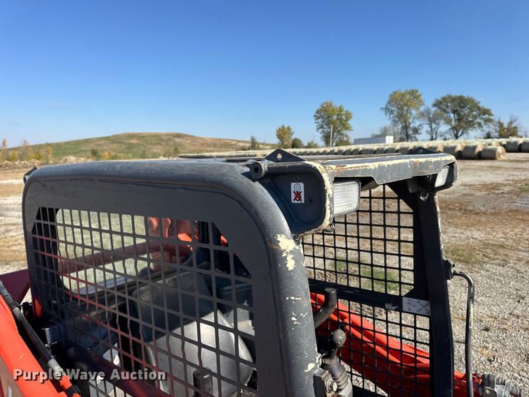 image for item EN0658 2019 Kubota SVL75-2 tracked skid steer loader