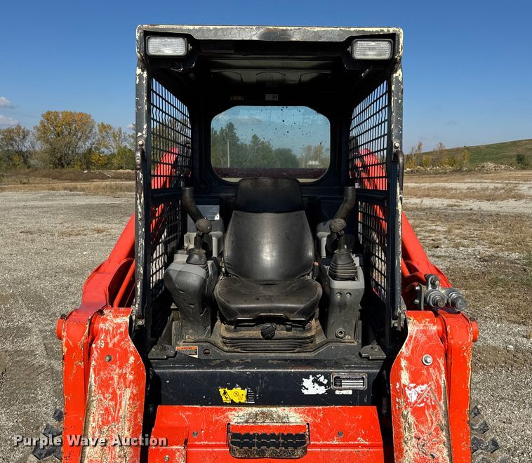 image for item EN0658 2019 Kubota SVL75-2 tracked skid steer loader