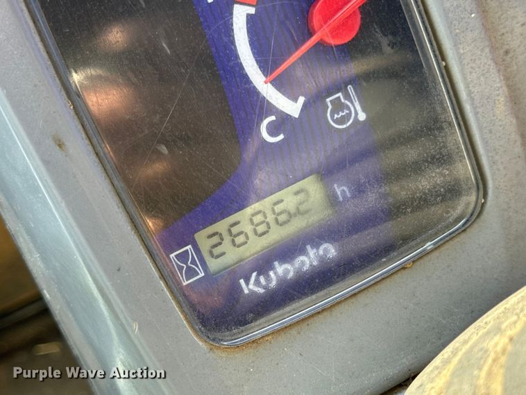 image for item EN0658 2019 Kubota SVL75-2 tracked skid steer loader