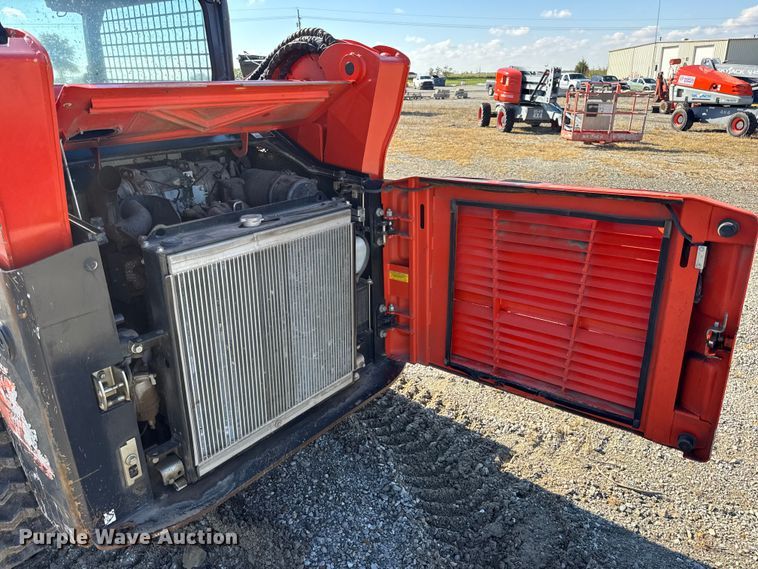 image for item EN0658 2019 Kubota SVL75-2 tracked skid steer loader