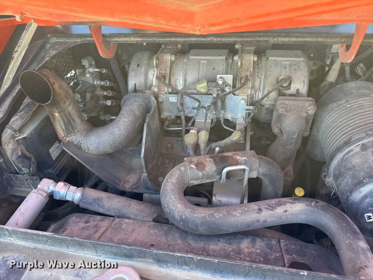 image for item EN0658 2019 Kubota SVL75-2 tracked skid steer loader