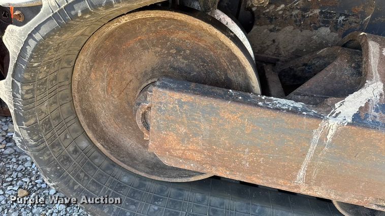 image for item EN0658 2019 Kubota SVL75-2 tracked skid steer loader