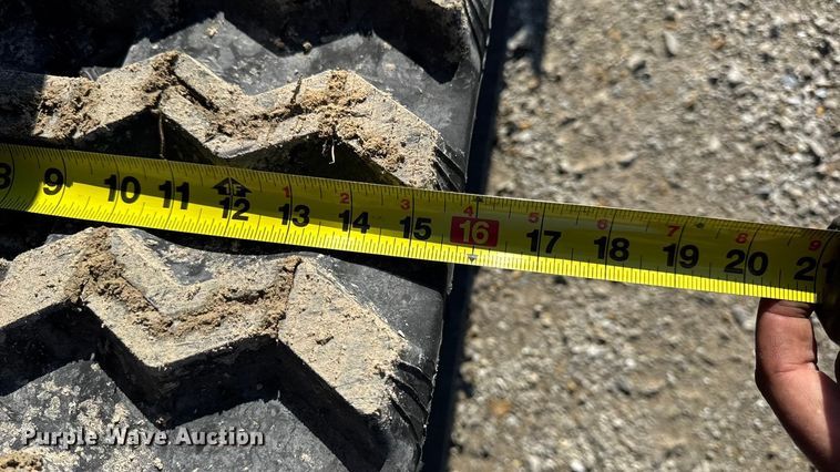 image for item EN0658 2019 Kubota SVL75-2 tracked skid steer loader