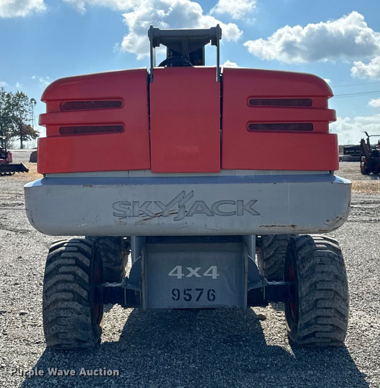 image for item EN0659 2012 SkyJack SJ66T boom lift