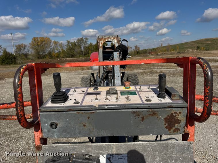 image for item EN0659 2012 SkyJack SJ66T boom lift