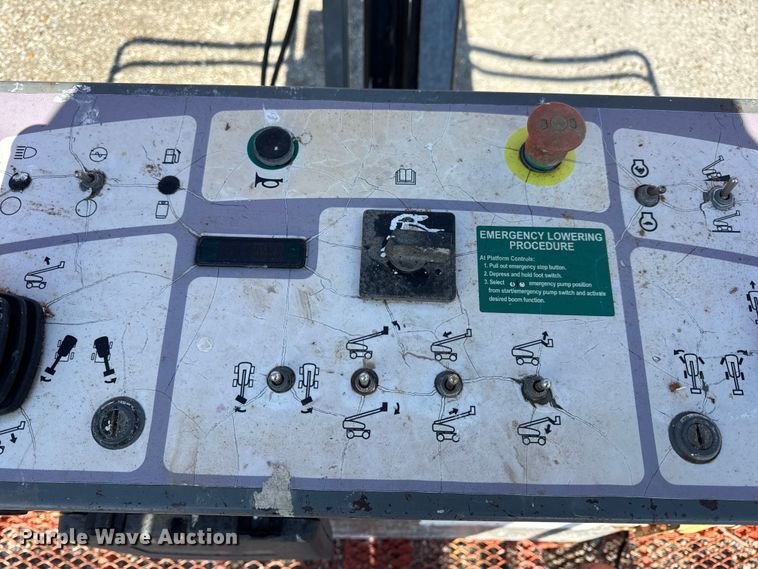 image for item EN0659 2012 SkyJack SJ66T boom lift