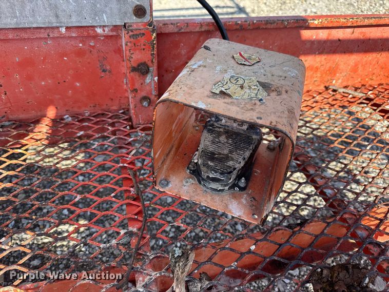 image for item EN0659 2012 SkyJack SJ66T boom lift