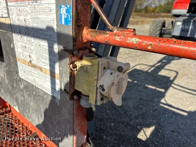 image for item EN0659 2012 SkyJack SJ66T boom lift