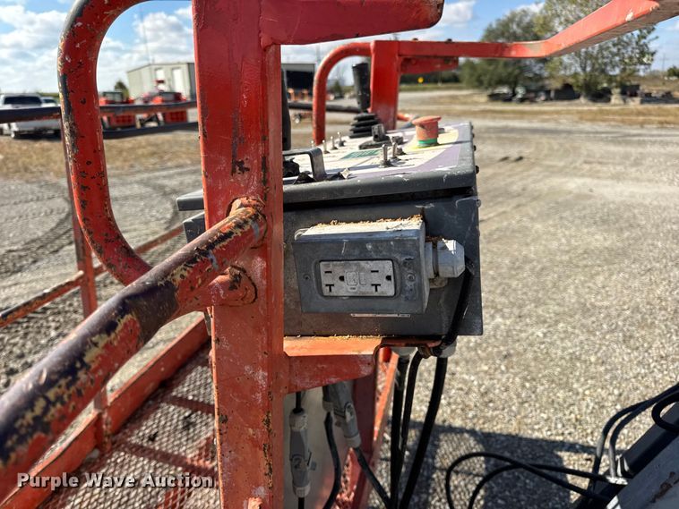 image for item EN0659 2012 SkyJack SJ66T boom lift