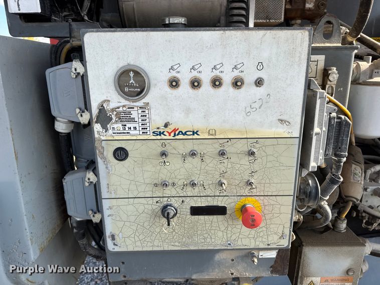 image for item EN0659 2012 SkyJack SJ66T boom lift