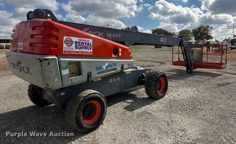 image for item EN0660 SkyJack SJ45T boom lift