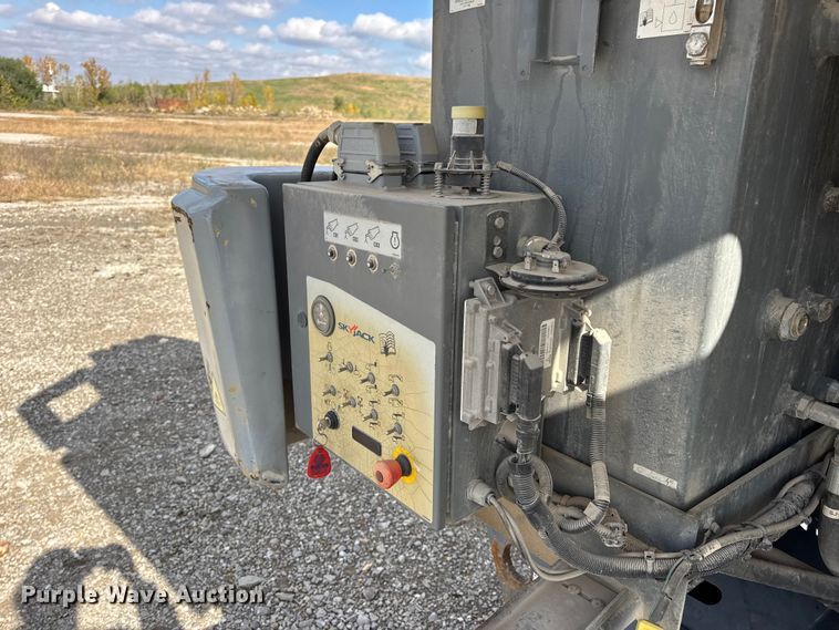 image for item EN0660 SkyJack SJ45T boom lift