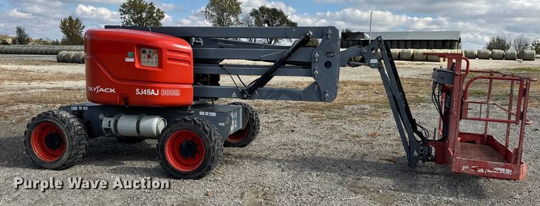image for item EN0661 2013 SkyJack SJ46AJ boom lift