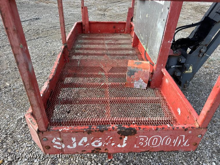 image for item EN0661 2013 SkyJack SJ46AJ boom lift