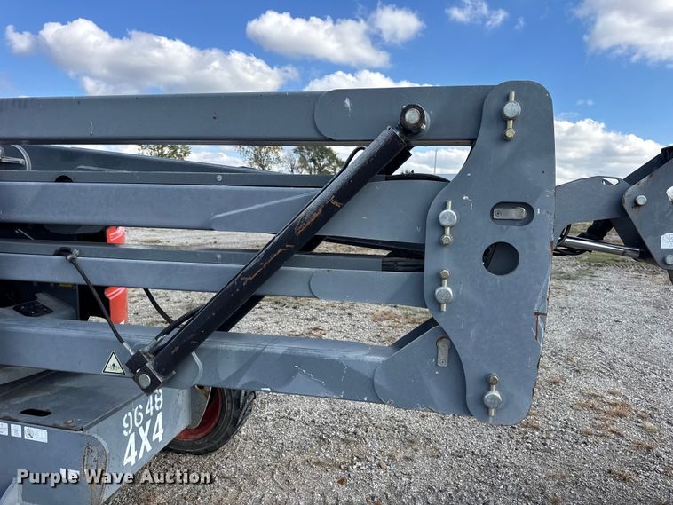image for item EN0661 2013 SkyJack SJ46AJ boom lift