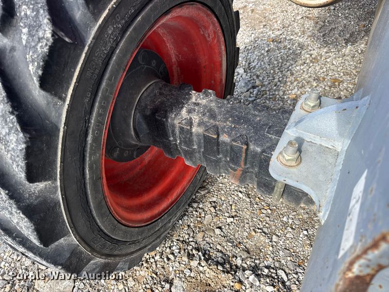 image for item EN0661 2013 SkyJack SJ46AJ boom lift