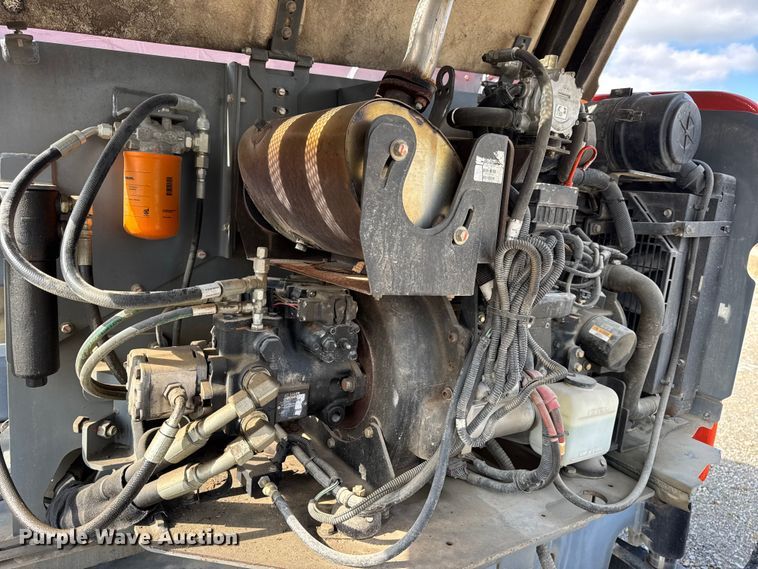 image for item EN0661 2013 SkyJack SJ46AJ boom lift