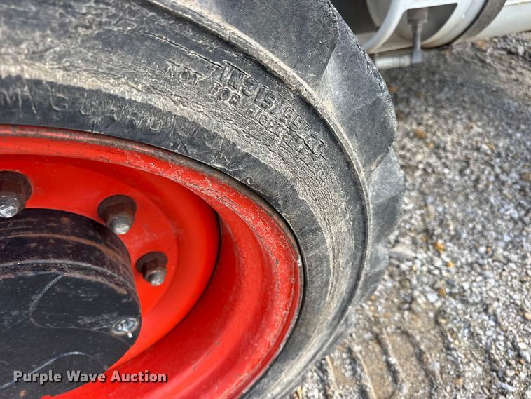 image for item EN0661 2013 SkyJack SJ46AJ boom lift