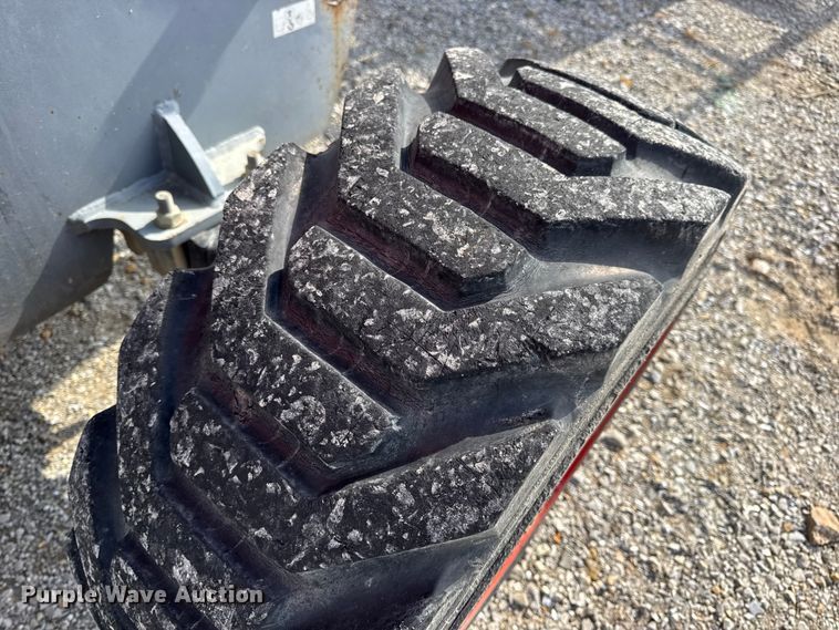 image for item EN0661 2013 SkyJack SJ46AJ boom lift