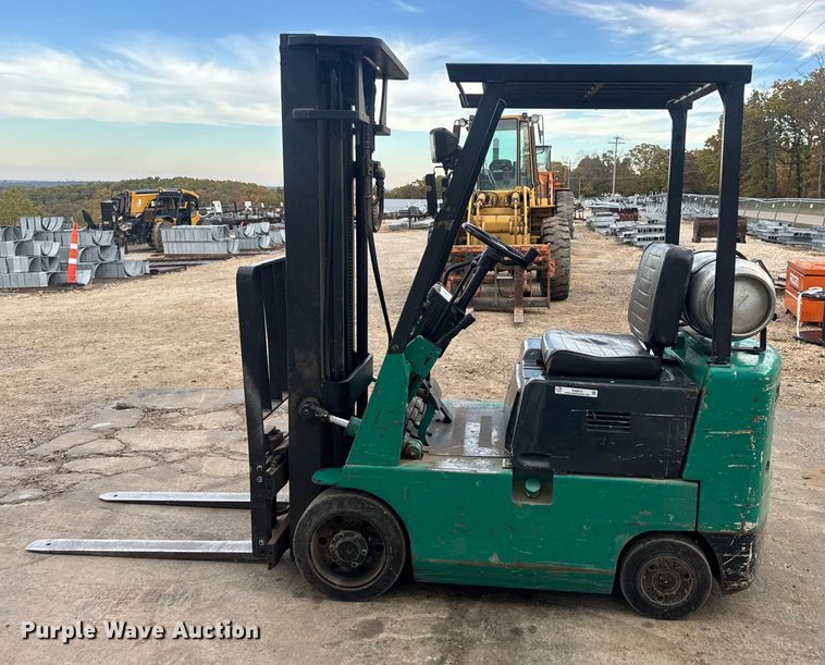 image for item EN0672 Mitsubishi FGC15 forklift