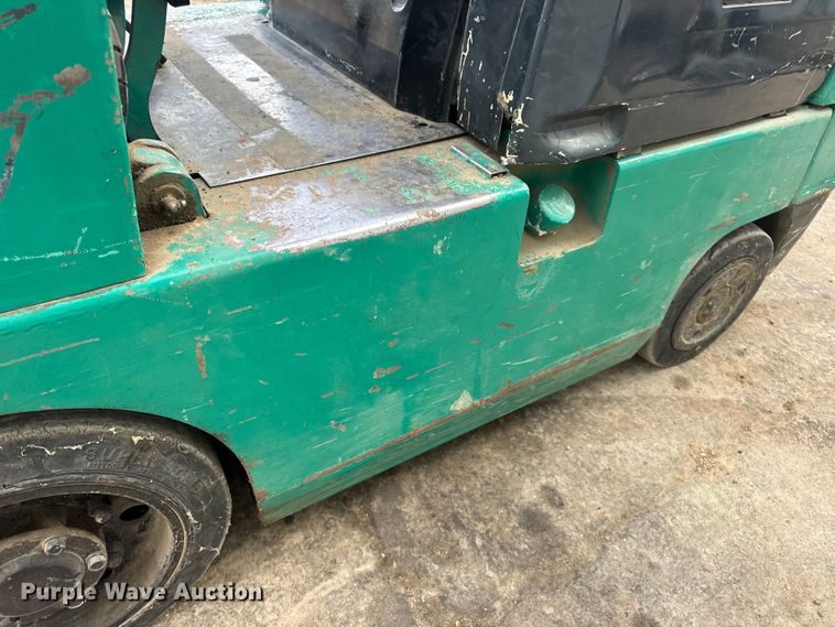 image for item EN0672 Mitsubishi FGC15 forklift