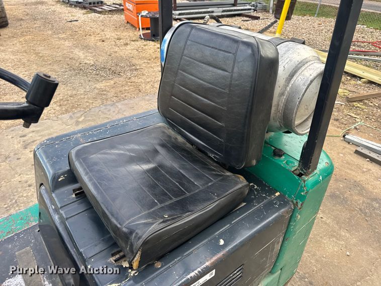 image for item EN0672 Mitsubishi FGC15 forklift