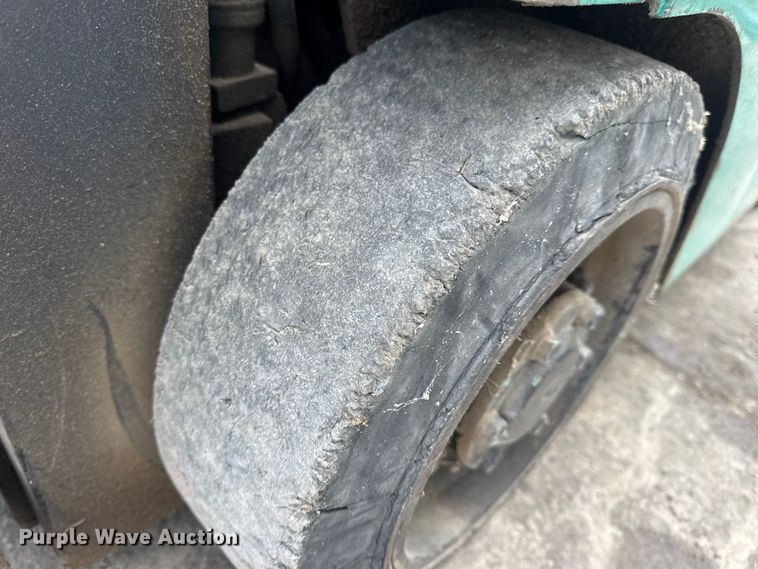 image for item EN0672 Mitsubishi FGC15 forklift