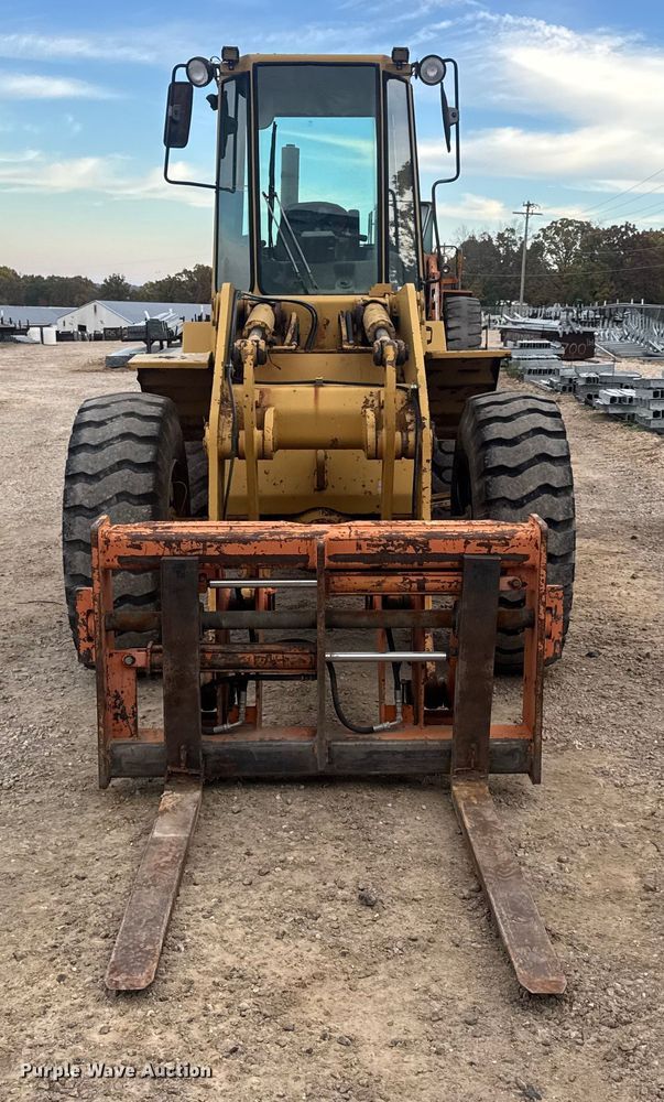 image for item EN0673 1988 Fiatallis FR10B wheel loader