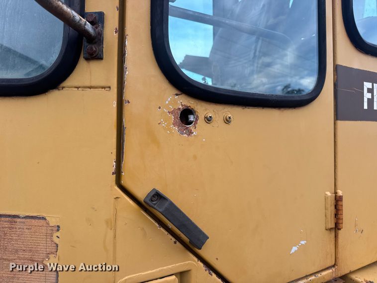 image for item EN0673 1988 Fiatallis FR10B wheel loader