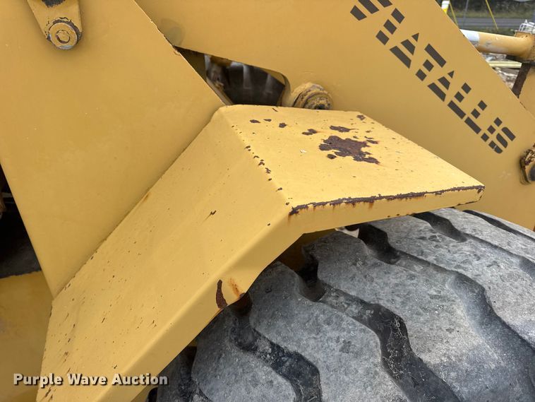 image for item EN0673 1988 Fiatallis FR10B wheel loader