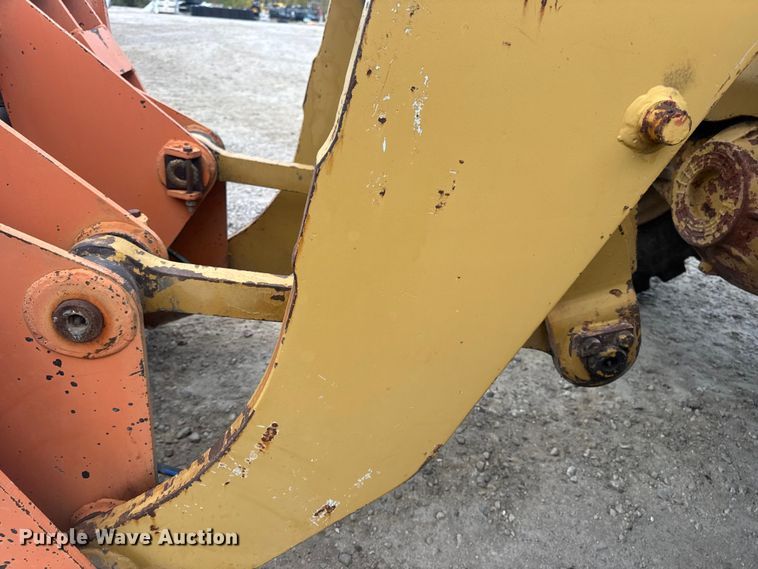 image for item EN0673 1988 Fiatallis FR10B wheel loader