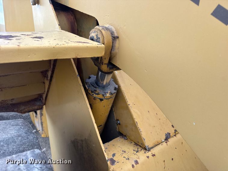 image for item EN0673 1988 Fiatallis FR10B wheel loader