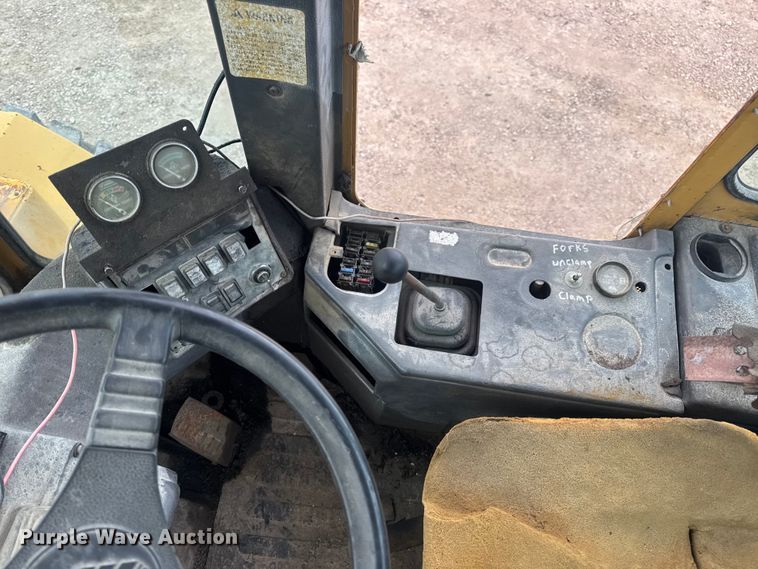 image for item EN0673 1988 Fiatallis FR10B wheel loader