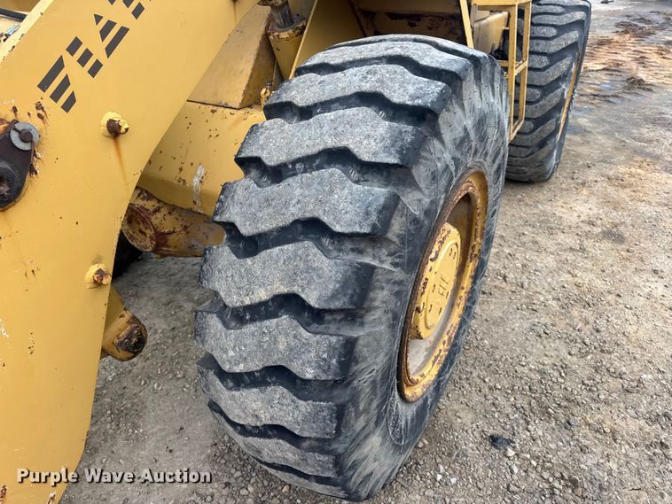image for item EN0673 1988 Fiatallis FR10B wheel loader