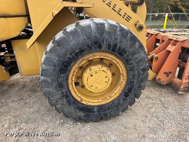 image for item EN0673 1988 Fiatallis FR10B wheel loader
