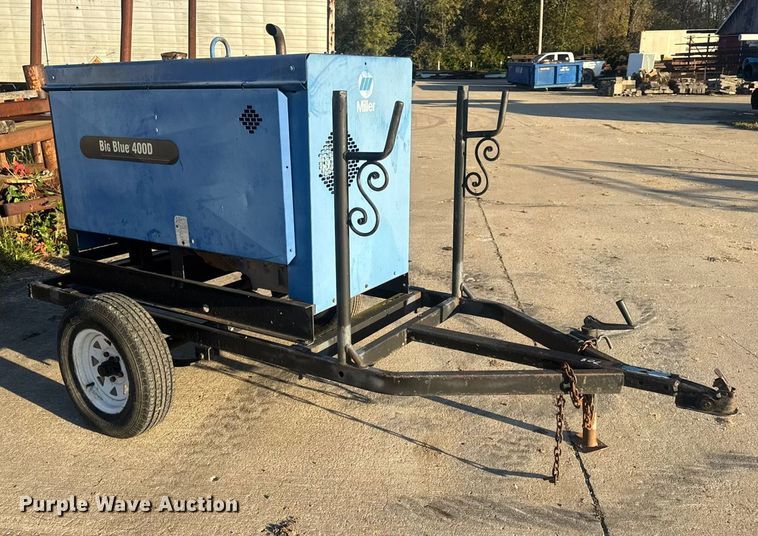 image for item EN0678 Miller Big Blue 400D welder/generator