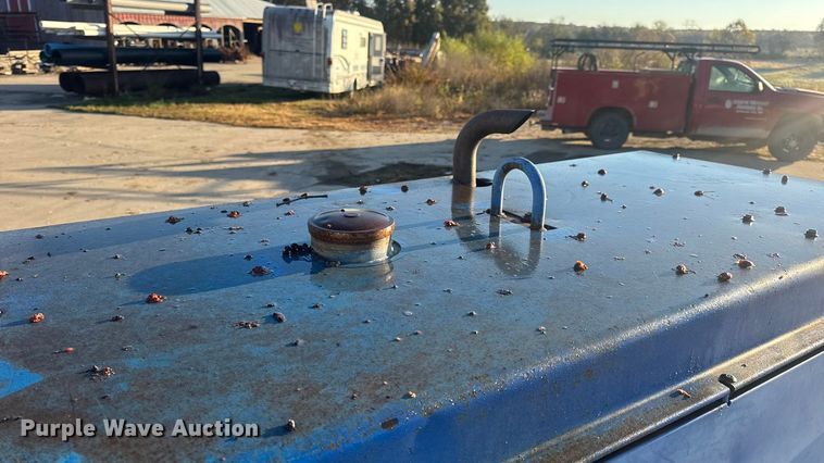 image for item EN0678 Miller Big Blue 400D welder/generator