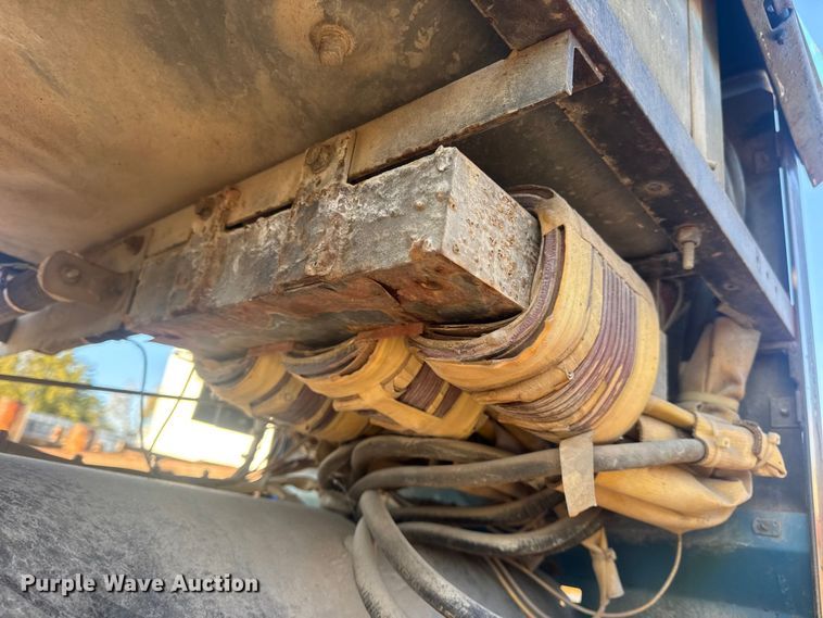 image for item EN0678 Miller Big Blue 400D welder/generator