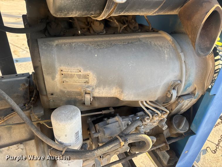 image for item EN0678 Miller Big Blue 400D welder/generator