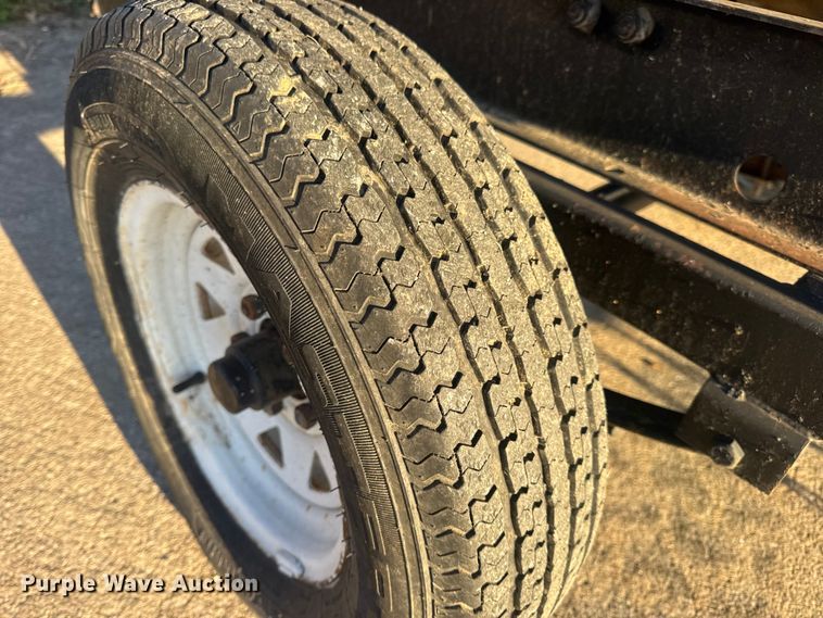 image for item EN0678 Miller Big Blue 400D welder/generator