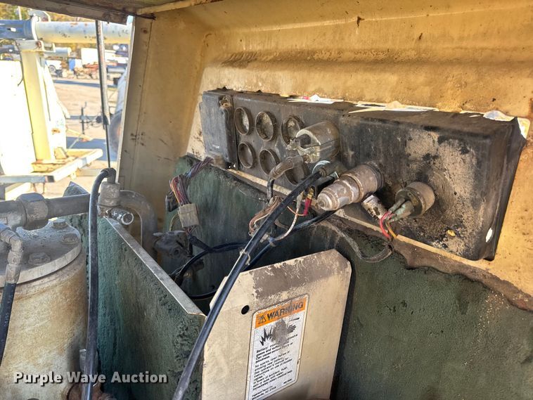 image for item EN0681 Ingersoll Rand P-175C-W-D air compressor