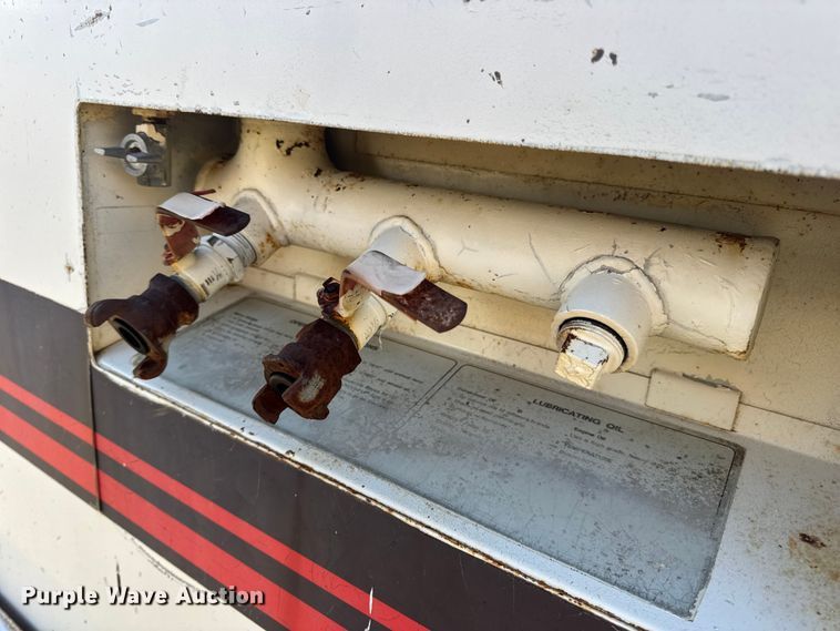 image for item EN0682 MultiQuip DPS-180SST air compressor