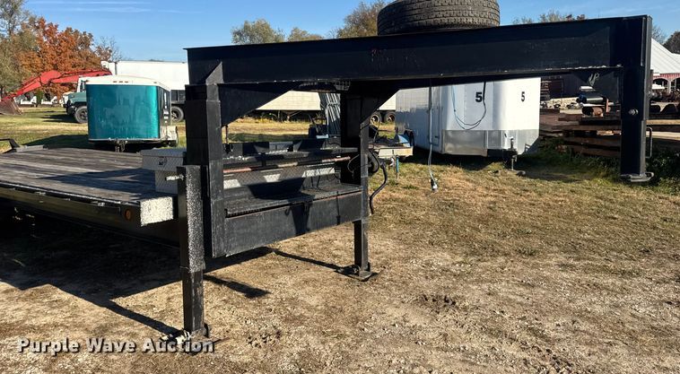 image for item EN0684 1989 Miko Trailers Series 50 equipment trailer