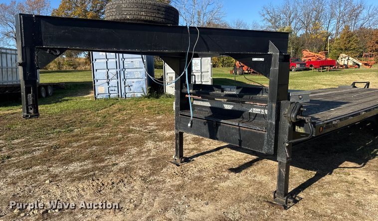 image for item EN0684 1989 Miko Trailers Series 50 equipment trailer