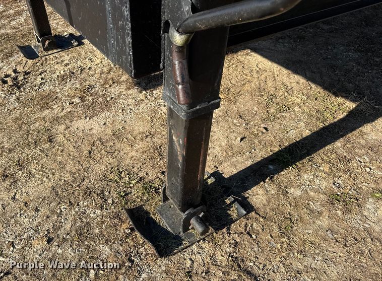 image for item EN0684 1989 Miko Trailers Series 50 equipment trailer