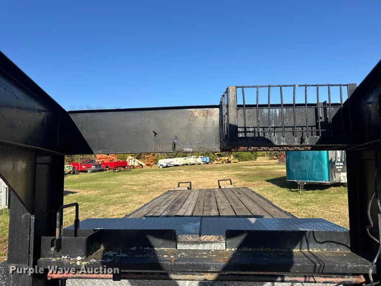 image for item EN0684 1989 Miko Trailers Series 50 equipment trailer