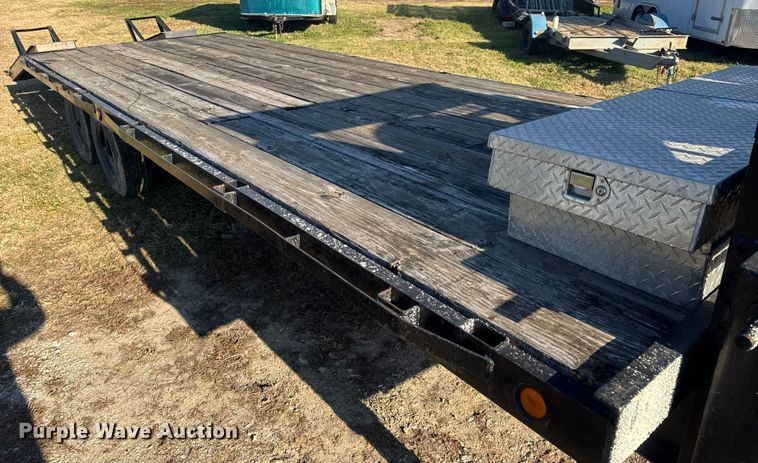 image for item EN0684 1989 Miko Trailers Series 50 equipment trailer