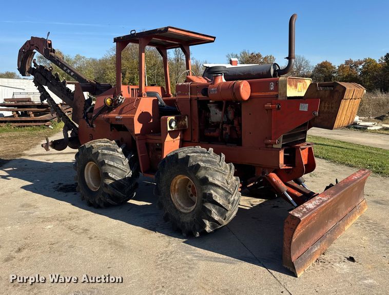 image for item EN0685 Ditch Witch R100 trencher